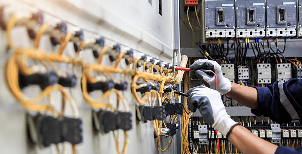 Professional Electrician technician working in Okolona, MS